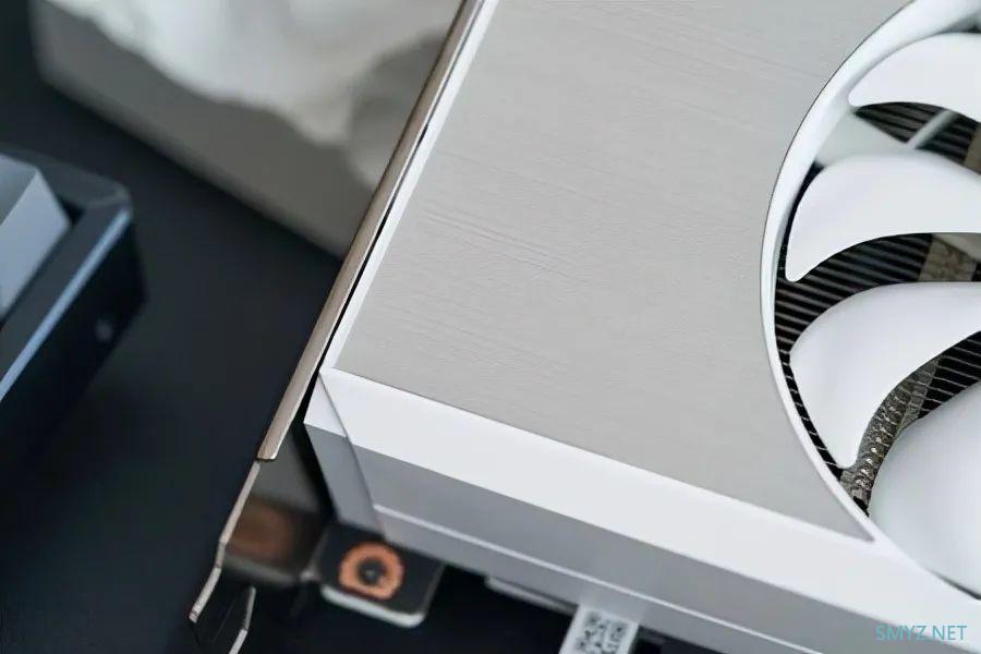 iGame RTX 3060 Mini OC 12G L显卡评测：细密工巧、六面玲珑的小钢炮