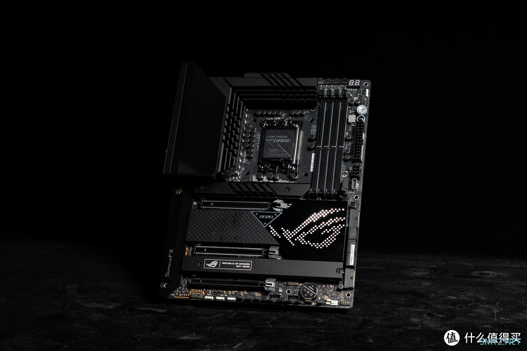 描边怪爱搞机 篇六十五：不超频也能打！Intel Core i5 12600K 首发横评