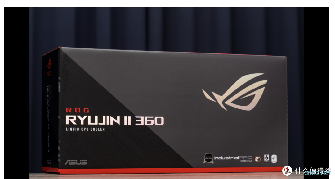 ROG Maximus Z690开箱：拥有PCIe 5.0 M.2接口与显卡快拆设计的全能主板