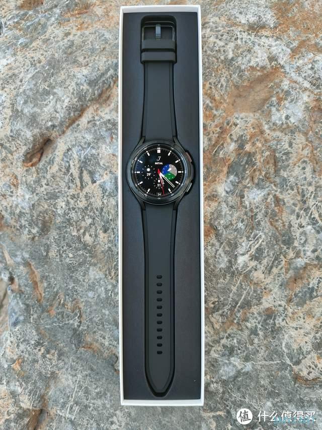 三星Watch4智能手表 机械表盘健康管理是亮点