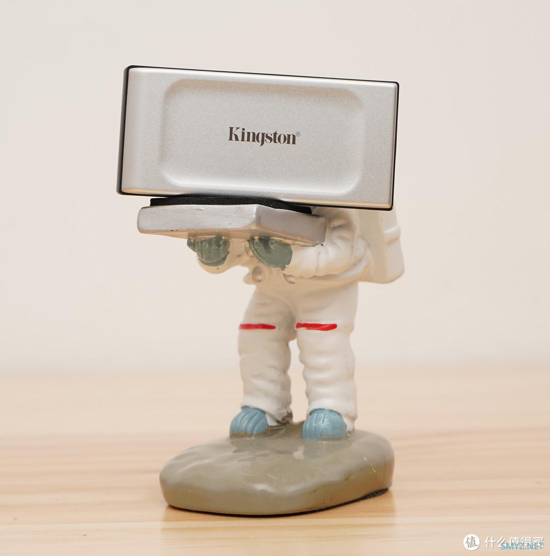 既高速又小巧 金士顿 XS2000 移动固态硬盘开箱 既高速又小巧 金士顿 XS2000 移动固态硬盘开箱