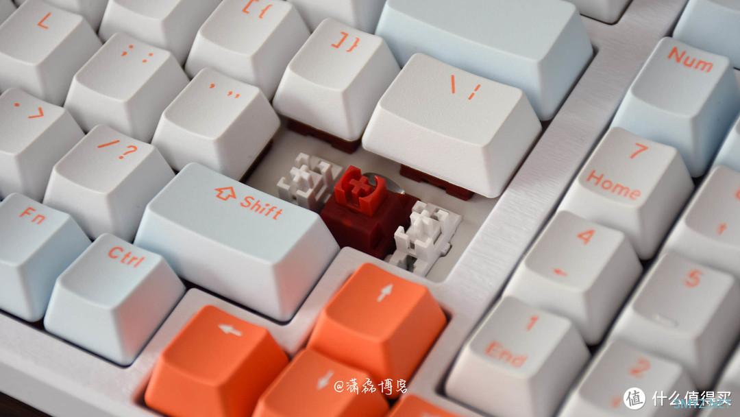 高斯HS98T机械键盘：三模多连，TTC红轴，还有更多未解锁属性