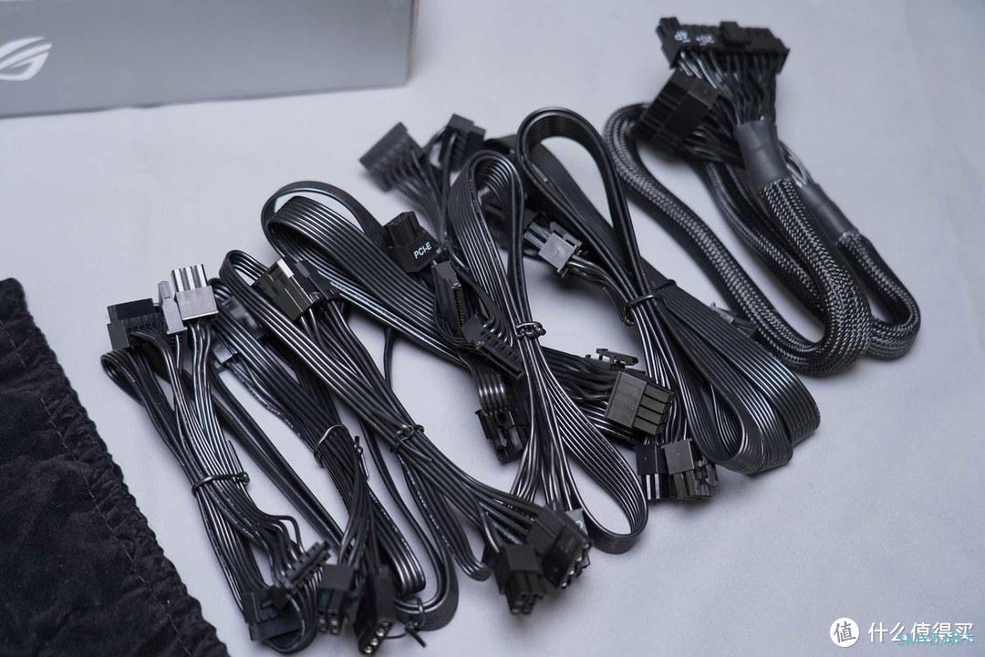 【老黄搞机篇一百零二】全面迎战高阶市场,先马黑钻1000W为配置提供“最强心” 【老黄搞机篇一百零二】全面迎战高阶市场,先马黑钻1000W为配置提供“最强心”