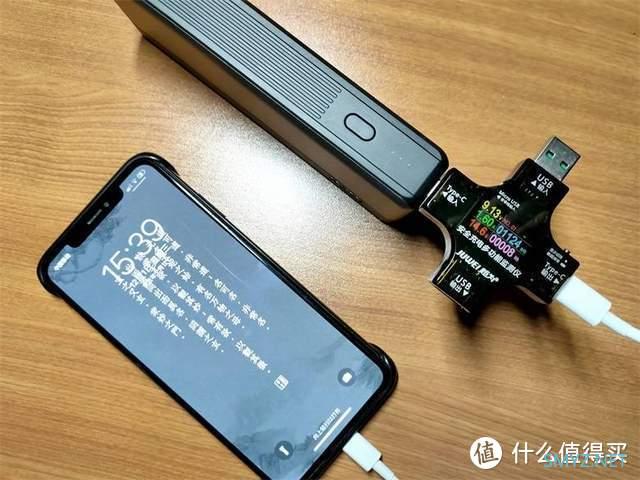 安全大容量，超级快充解君愁-AoHi MAGCUBE 2000mAh 65W移动电源