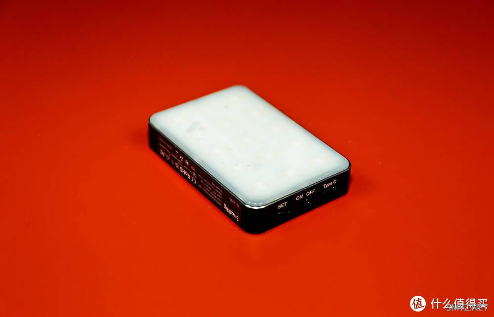 数码产品精品体验 篇二十五：轻巧的静物布光利器斯莫格RM75磁吸智能补光灯套装轻体验