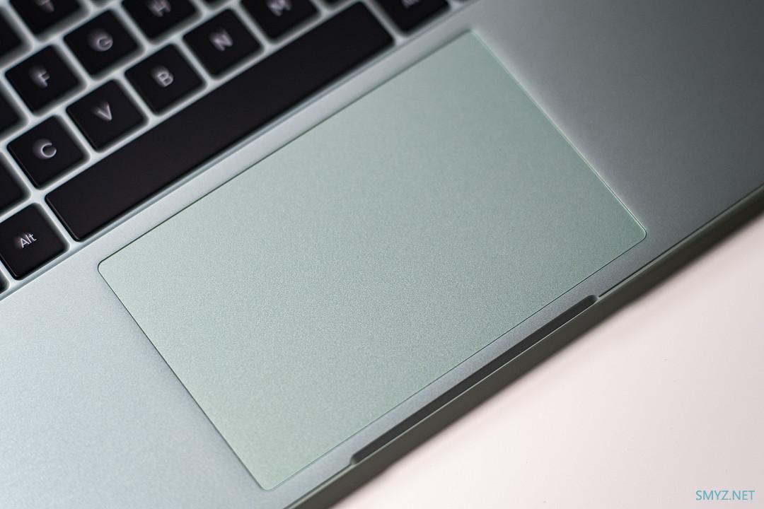 性能升级、散热更强，realme Book 增强版笔记本开箱