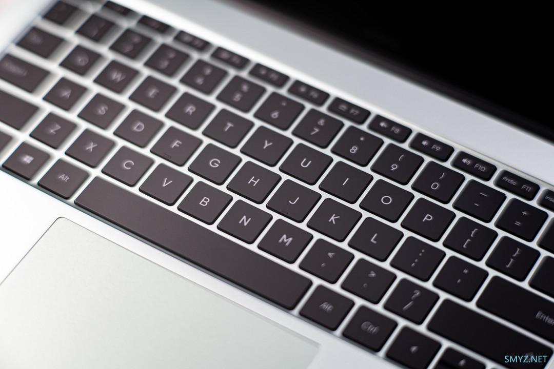 性能升级、散热更强，realme Book 增强版笔记本开箱