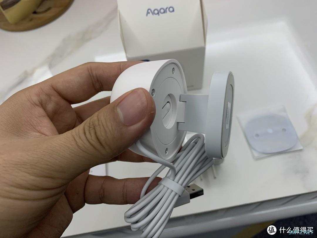Aqara 人体存在传感器FP1 开箱体验报告 Aqara 人体存在传感器FP1 开箱体验报告