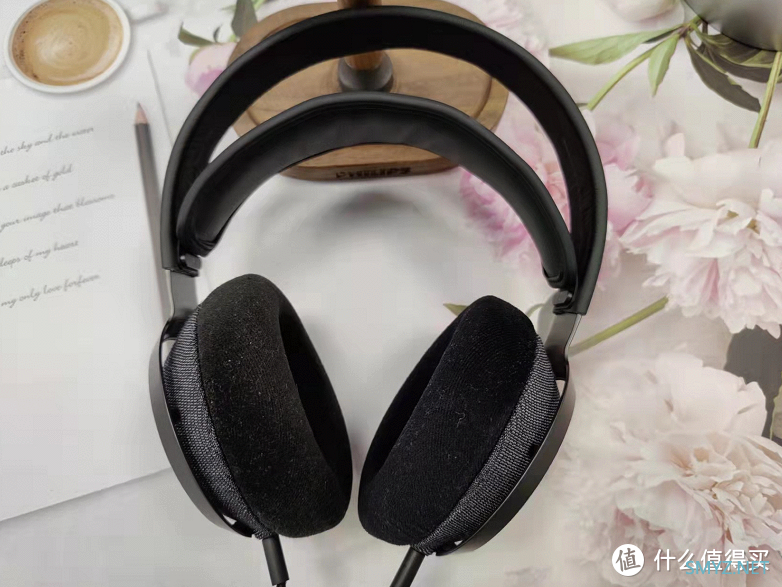 大厂旗舰有何魅力?·飞利浦Fidelio X3演绎HiFi臻声 大厂旗舰有何魅力?·飞利浦Fidelio X3演绎HiFi臻声