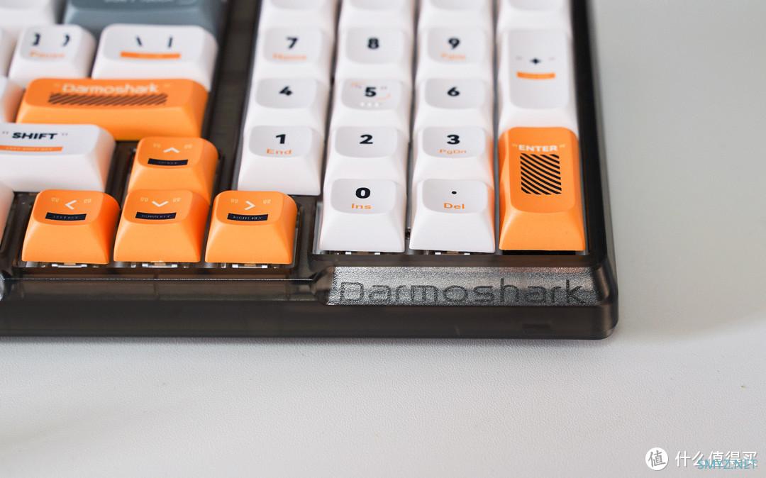 猫宅聊外设 篇七：好看好用，值得一玩，Darmoshark K7-Pro 三模键盘