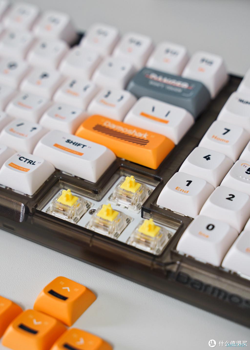 猫宅聊外设 篇七：好看好用，值得一玩，Darmoshark K7-Pro 三模键盘