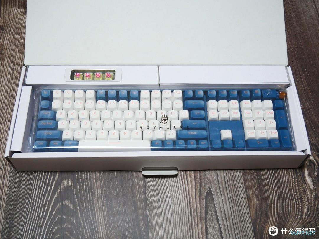 可能是目前500元价位的最强机械键盘：御斧R108金粉轴三模键盘使用评测