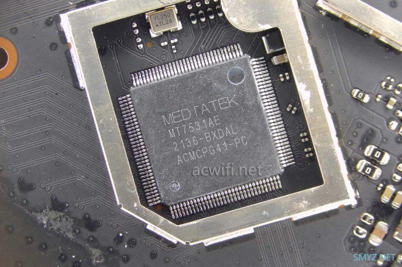 红米AX6000拆机，最便宜的四核2.0GHz