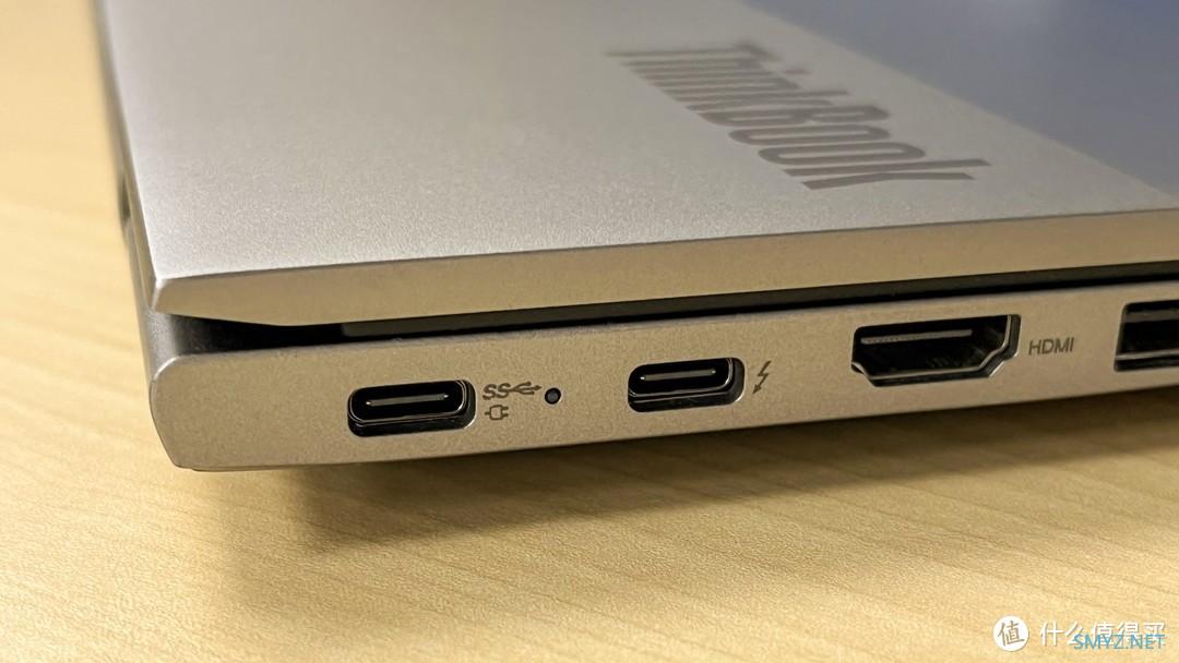 极速存储，双芯主控，40Gbps高速传输体验：绿联USB 4.0 NVMe SSD硬盘盒开箱和Win+Mac双平台测速分享