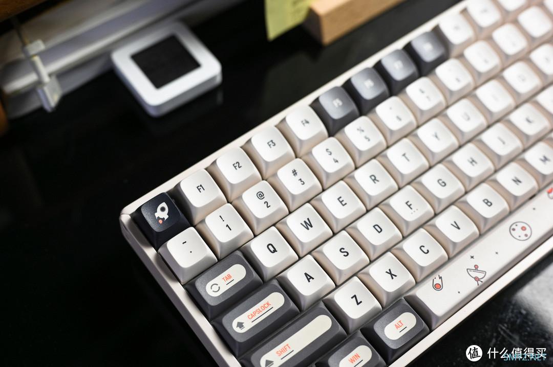 金粉v2加持的铝厂新旗舰, IQUNIX F97键盘深入评测
