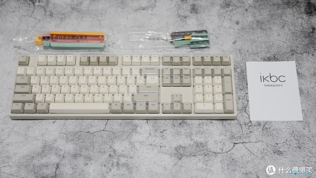 简约复古的办公神器-ikbc W210工业灰茶轴机械键盘简晒