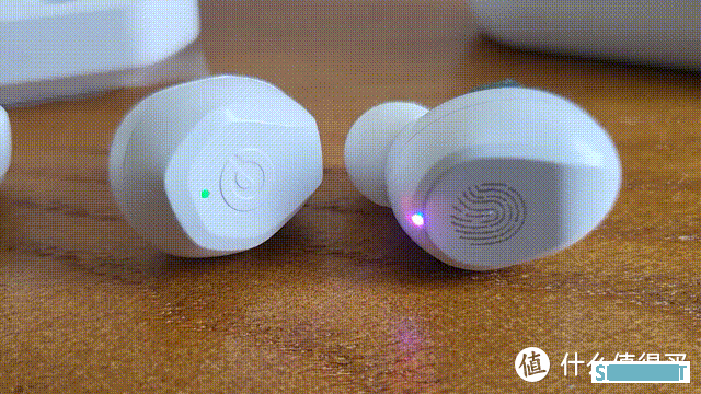 9.9元买到真无线蓝牙耳机,夏新vs征骑兵满月体验,极致性价比的快乐 9.9元买到真无线蓝牙耳机,夏新vs征骑兵满月体验,极致性价比的快乐