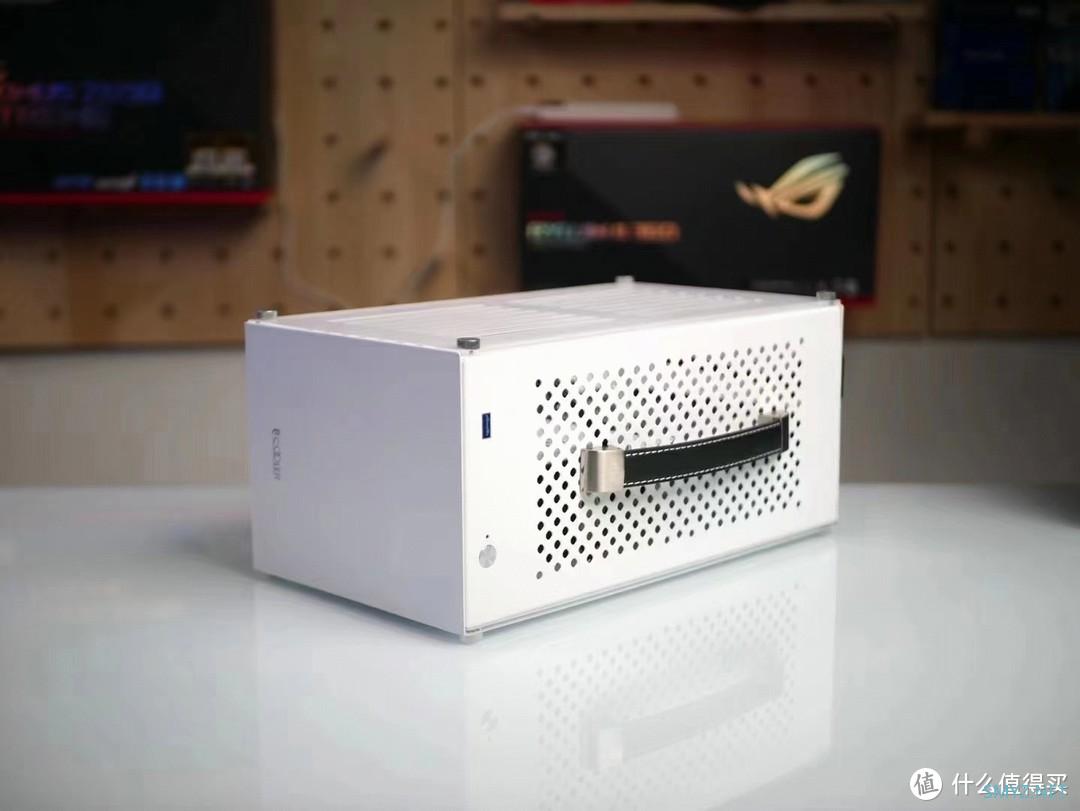 小鱼搞机 篇六十五:ITX装机方案分享,超频三 蜂鸟2 机箱+TT SFX 450w电源 小鱼搞机 篇六十五:ITX装机方案分享,超频三 蜂鸟2 机箱+TT SFX 450w电源