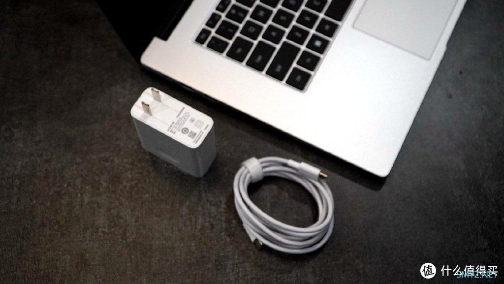 荣耀MagicBook X 15 2022版新笔记本,15.6英寸在家办公、上网课必备 荣耀MagicBook X 15 2022版新笔记本,15.6英寸在家办公、上网课必备