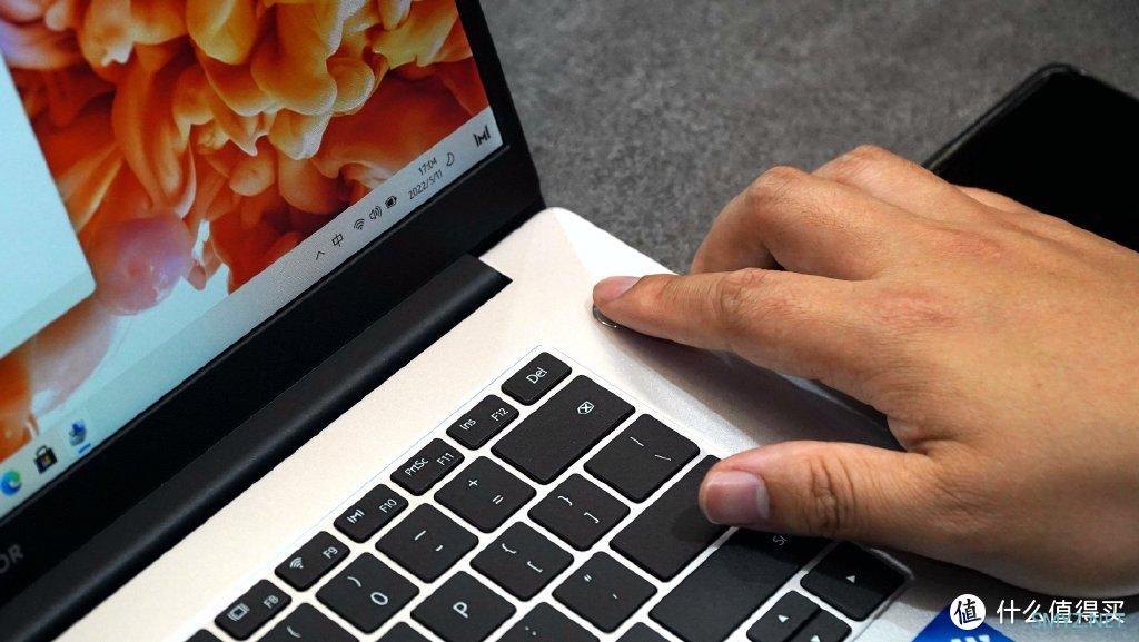 荣耀MagicBook X 15 2022版新笔记本,15.6英寸在家办公、上网课必备 荣耀MagicBook X 15 2022版新笔记本,15.6英寸在家办公、上网课必备