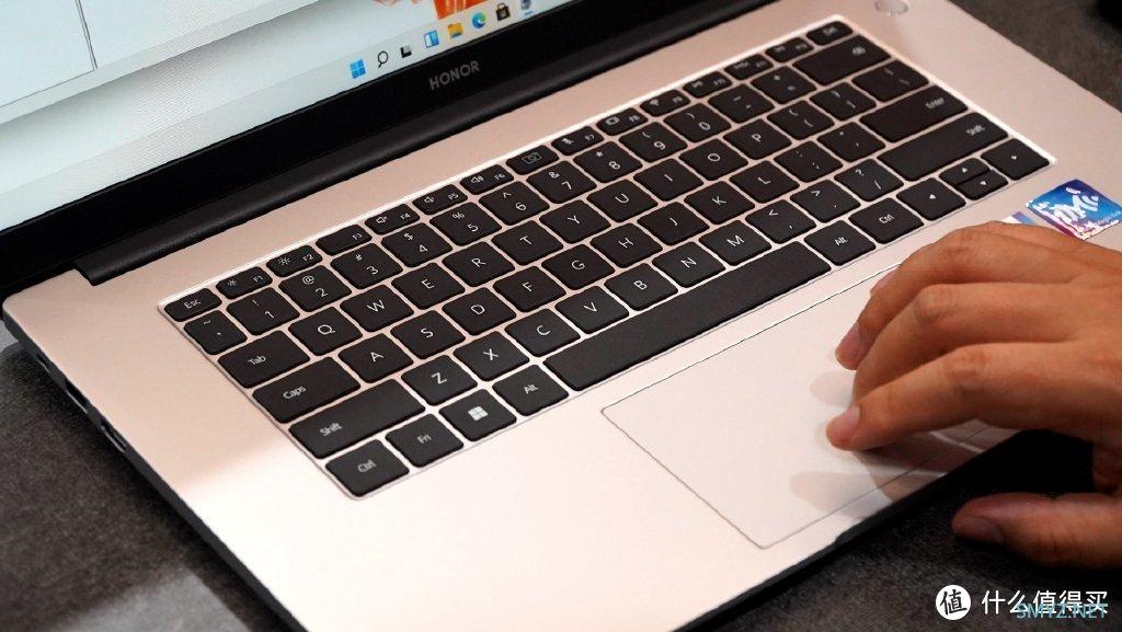 荣耀MagicBook X 15 2022版新笔记本,15.6英寸在家办公、上网课必备 荣耀MagicBook X 15 2022版新笔记本,15.6英寸在家办公、上网课必备