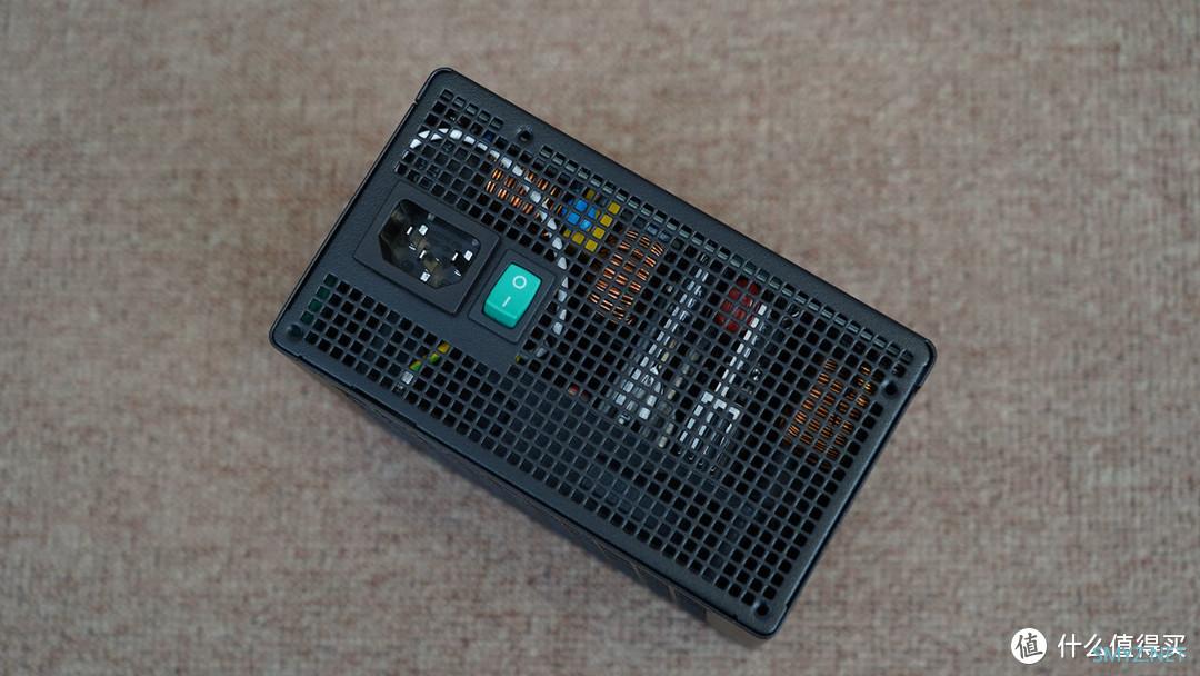 三哥玩电脑 篇三十二：千元级游戏王者，Intel i5 12490F评测分享