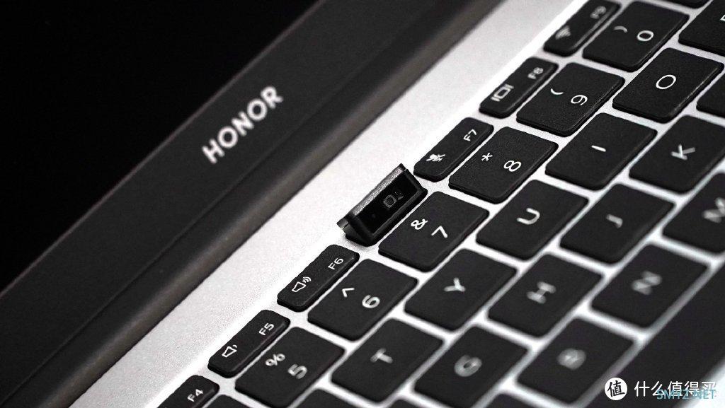 荣耀MagicBook X 15 2022版新笔记本,15.6英寸在家办公、上网课必备 荣耀MagicBook X 15 2022版新笔记本,15.6英寸在家办公、上网课必备