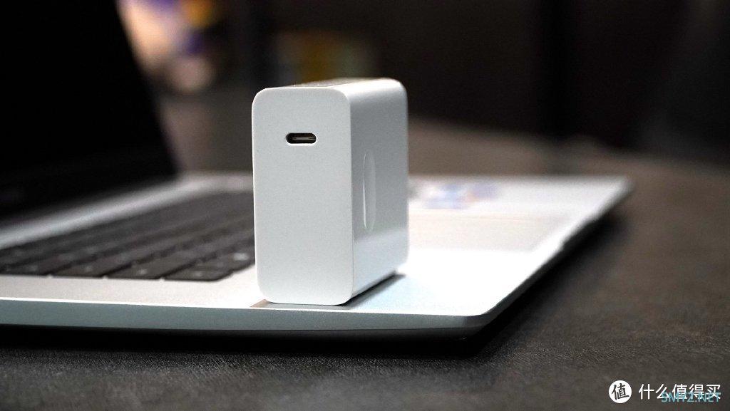 荣耀MagicBook X 15 2022版新笔记本,15.6英寸在家办公、上网课必备 荣耀MagicBook X 15 2022版新笔记本,15.6英寸在家办公、上网课必备