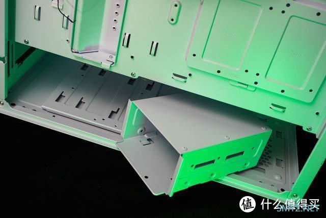 辉煌只能靠自己 篇七十五：装机三大件不换，也能打造白色电脑环境，这个方案不错