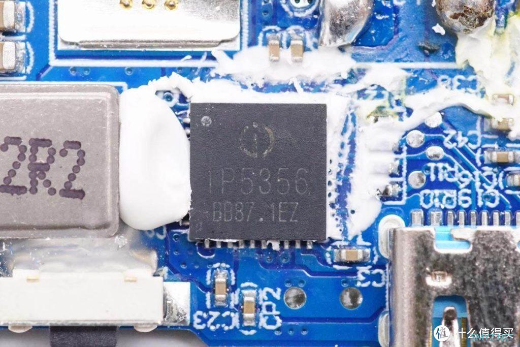 拆解报告:ANKER安克7.5W磁吸无线充移动电源A1610 拆解报告:ANKER安克7.5W磁吸无线充移动电源A1610