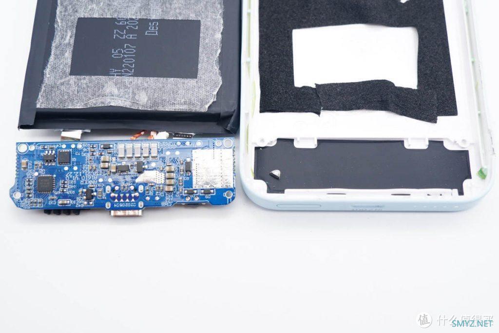 拆解报告:ANKER安克7.5W磁吸无线充移动电源A1610 拆解报告:ANKER安克7.5W磁吸无线充移动电源A1610