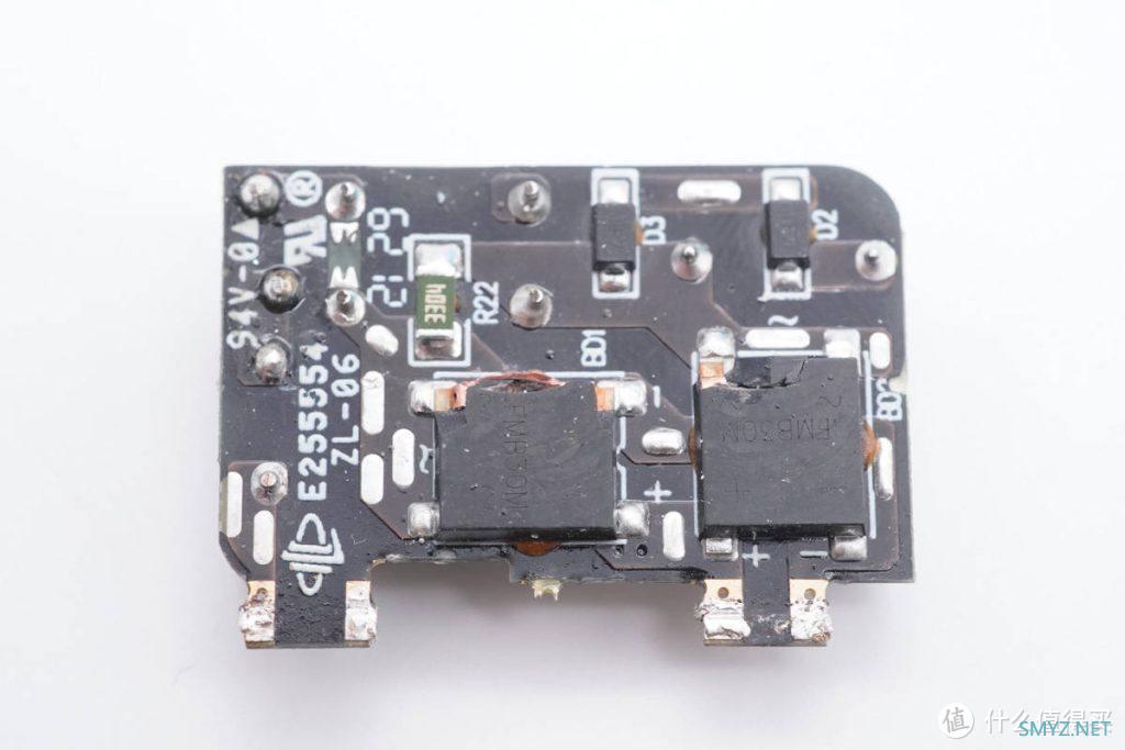 拆解报告：CukTech酷科65W PD快充氮化镓充电器AC65011SF