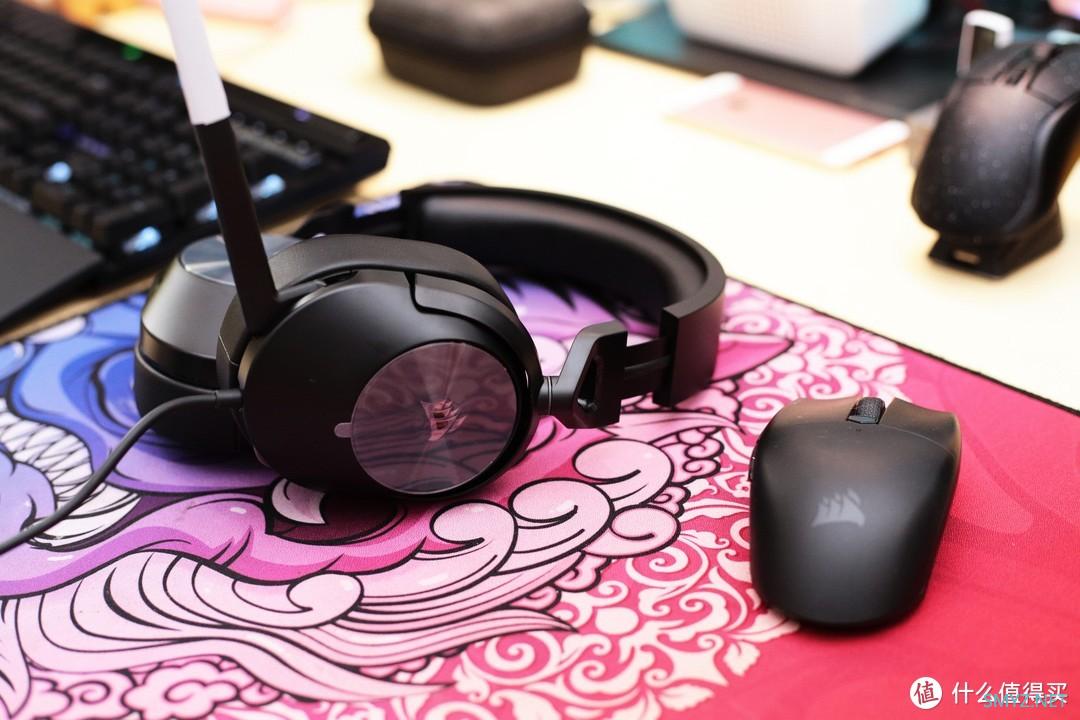 轻量化,带声卡 海盗船HS55 SURROUND耳机 轻量化,带声卡 海盗船HS55 SURROUND耳机