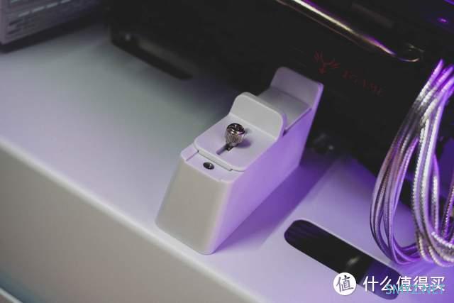 辉煌只能靠自己 篇七十五：装机三大件不换，也能打造白色电脑环境，这个方案不错