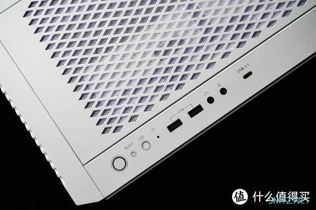 辉煌只能靠自己 篇七十五：装机三大件不换，也能打造白色电脑环境，这个方案不错