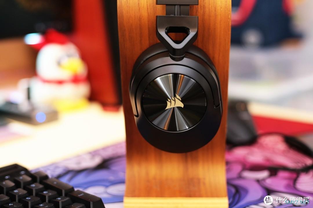 轻量化,带声卡 海盗船HS55 SURROUND耳机 轻量化,带声卡 海盗船HS55 SURROUND耳机