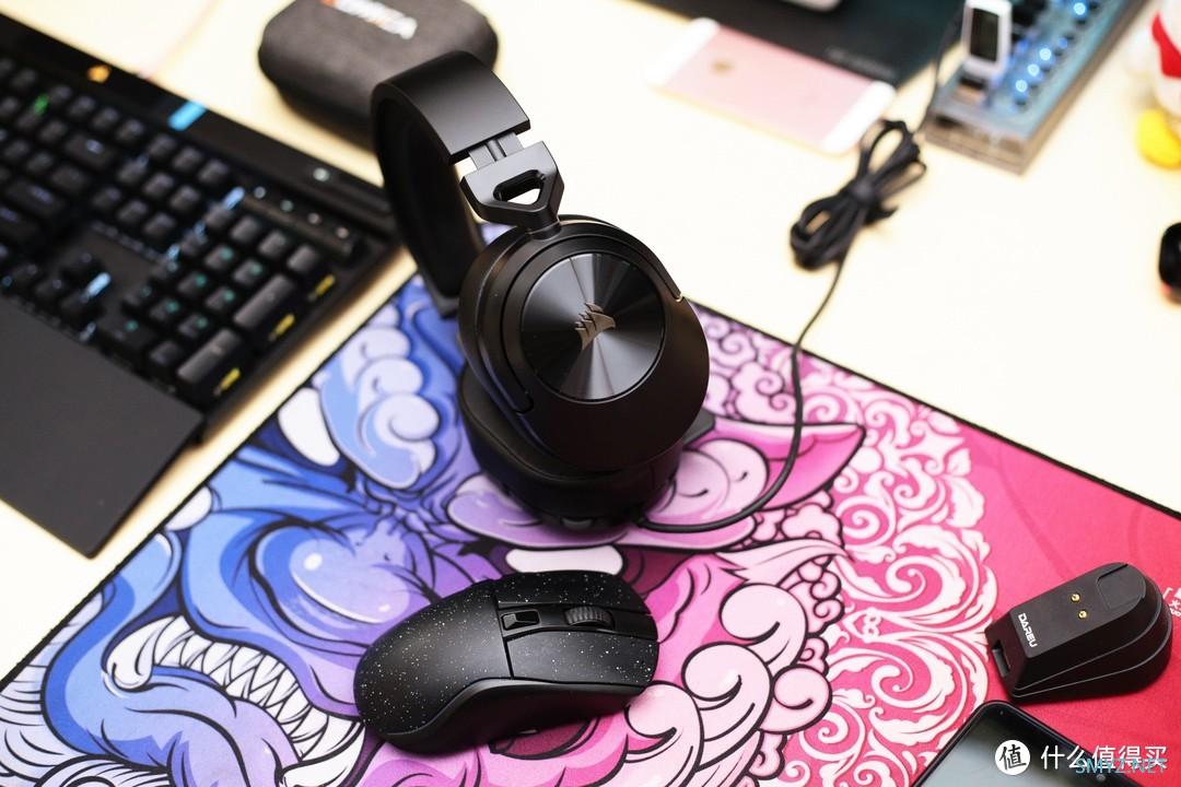 轻量化,带声卡 海盗船HS55 SURROUND耳机 轻量化,带声卡 海盗船HS55 SURROUND耳机