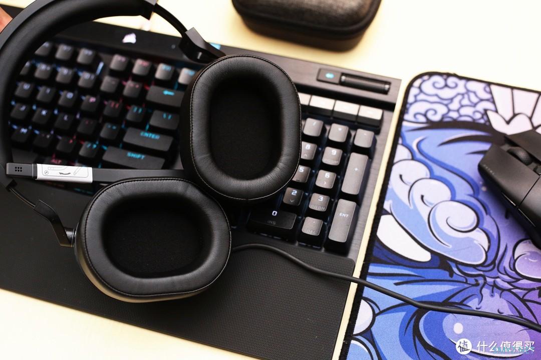 轻量化,带声卡 海盗船HS55 SURROUND耳机 轻量化,带声卡 海盗船HS55 SURROUND耳机