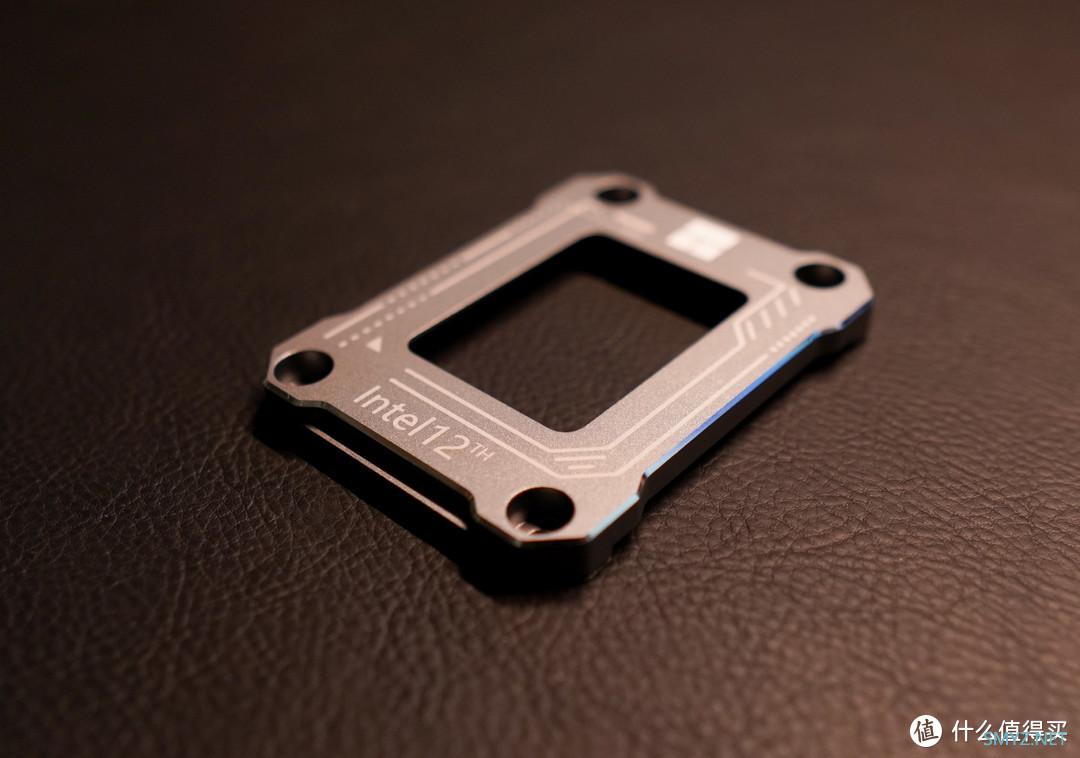 软硬件杂谈 篇一百一十四:12代处理器容易弯?对扣具的解决方案实测给你看! 软硬件杂谈 篇一百一十四:12代处理器容易弯?对扣具的解决方案实测给你看!