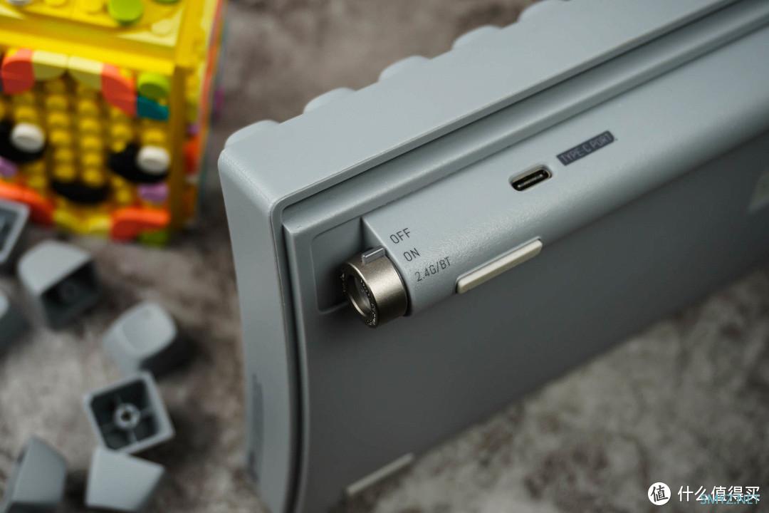 辉煌只能靠自己 篇七十六:这次全面精彩!Lofree洛斐小翘百键“水泥灰”键盘深度体验 辉煌只能靠自己 篇七十六:这次全面精彩!Lofree洛斐小翘百键“水泥灰”键盘深度体验