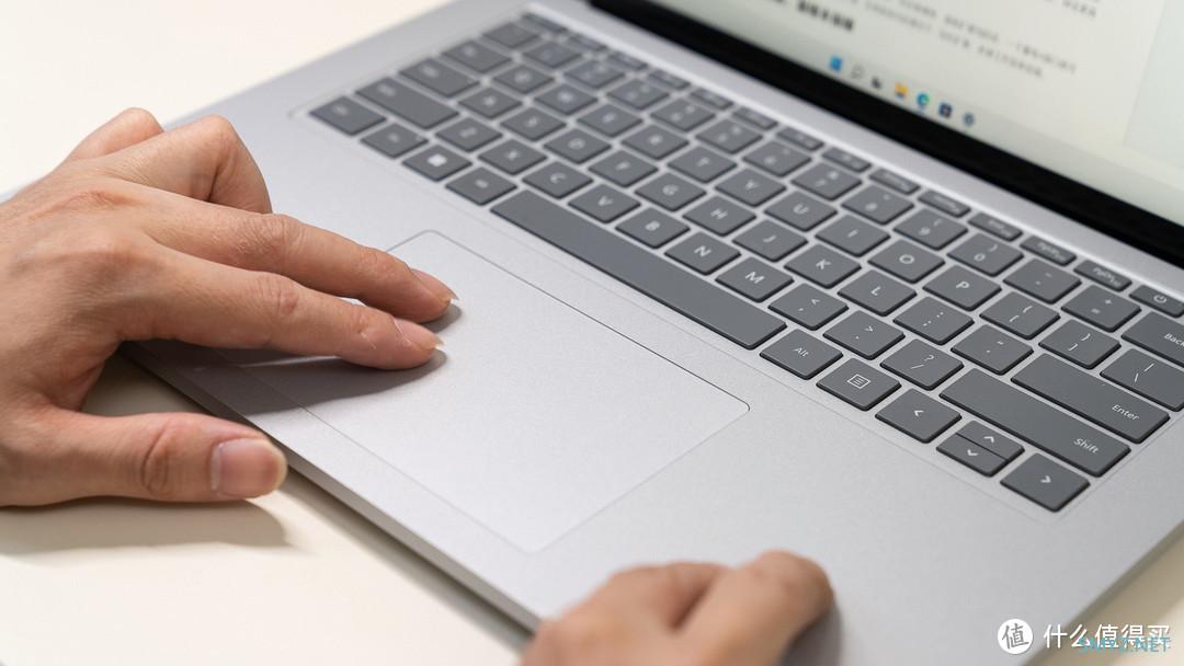 高效又专业是怎样的体验？“善变”的Surface Laptop Studio助力职场精英之路