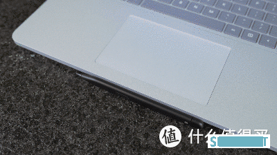 高效又专业是怎样的体验？“善变”的Surface Laptop Studio助力职场精英之路