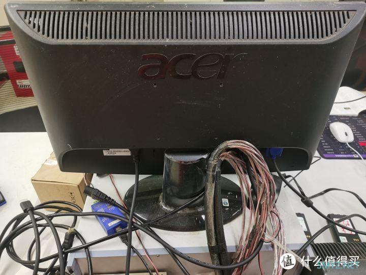 图吧的日常 篇二百九十一：Acer H213H显示器测评（23寸1080P 70% NTSC CCFL VGA DVI HDMI内置扬声器）