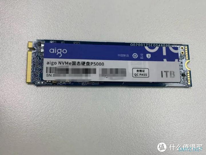 aigo固态硬盘P5000迅猛读写，不仅设计养眼还性能突出，不愧是国民好物！