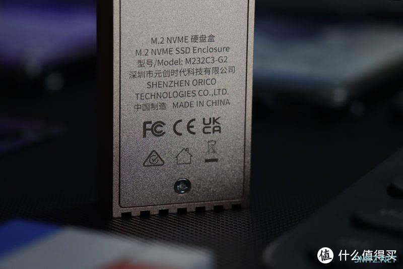 智能＆数码＆玩物 篇三：小巧便携好看还全能，这M.2 NVME硬盘盒值得买
