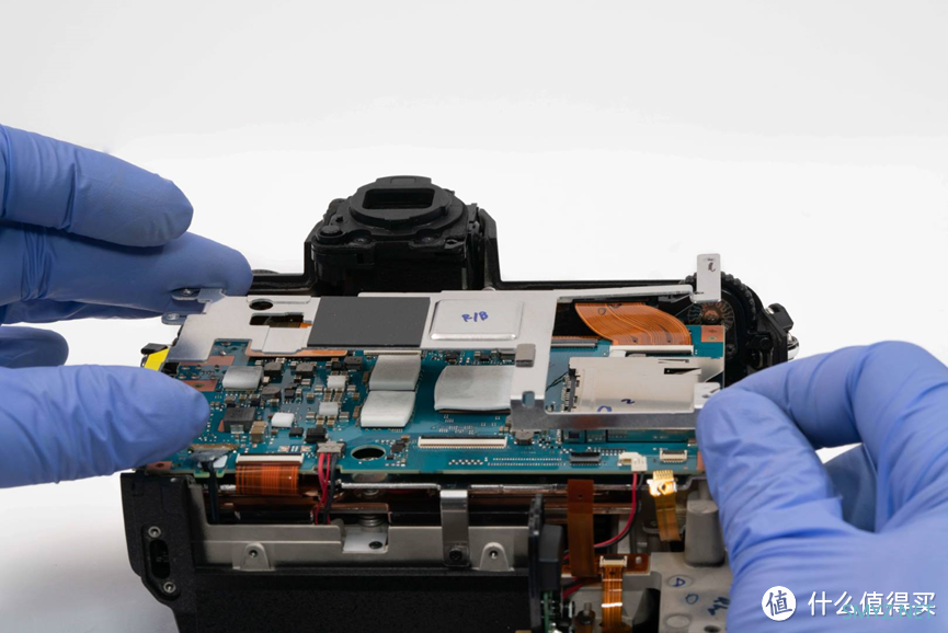 搞事情了!把4万多的尼康Z 9“大卸八块”是种什么体验? 搞事情了!把4万多的尼康Z 9“大卸八块”是种什么体验?