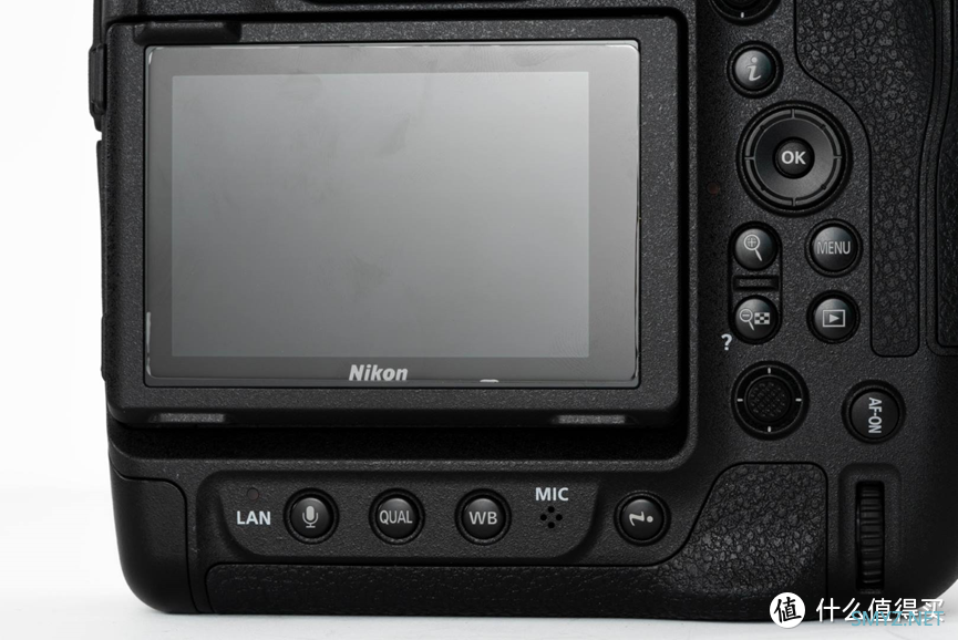 搞事情了!把4万多的尼康Z 9“大卸八块”是种什么体验? 搞事情了!把4万多的尼康Z 9“大卸八块”是种什么体验?