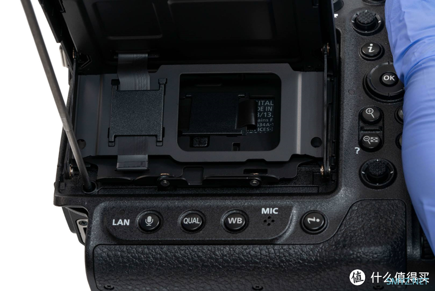 搞事情了!把4万多的尼康Z 9“大卸八块”是种什么体验? 搞事情了!把4万多的尼康Z 9“大卸八块”是种什么体验?