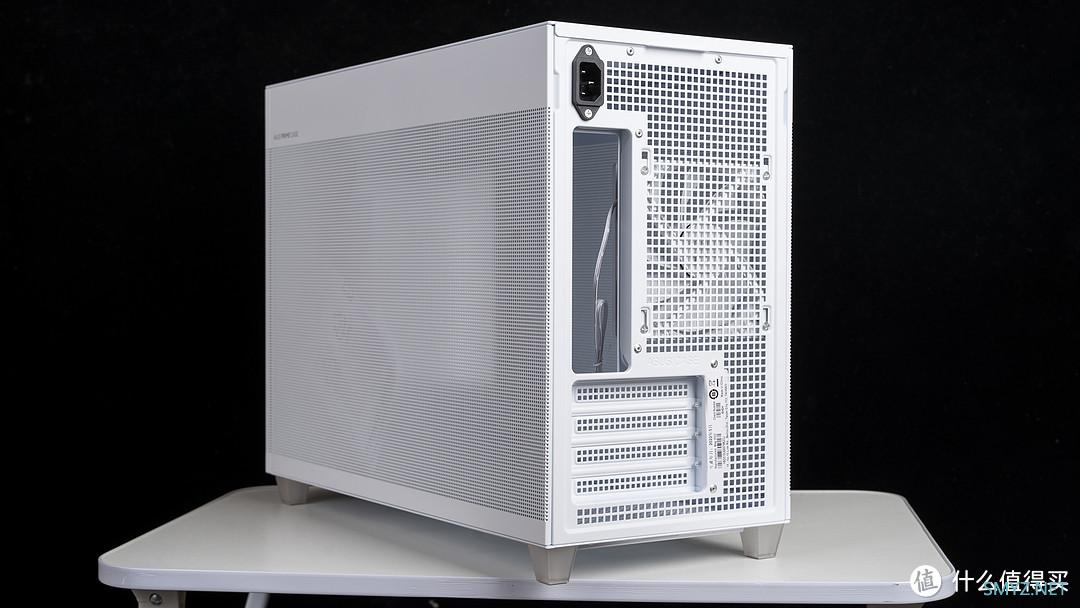 华硕冰立方AP201+全汉Hydro PTM X Pro 1000W装机分享—紧凑又强大的组合 华硕冰立方AP201+全汉Hydro PTM X Pro 1000W装机分享—紧凑又强大的组合