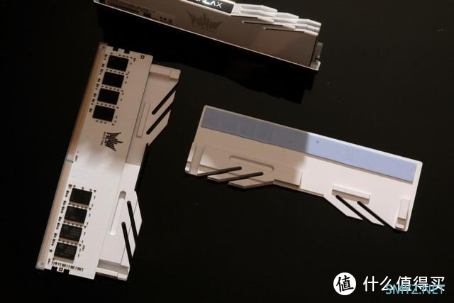 影驰 HOF EXTREME DDR4系列内存条性能出众,玩家优选 影驰 HOF EXTREME DDR4系列内存条性能出众,玩家优选